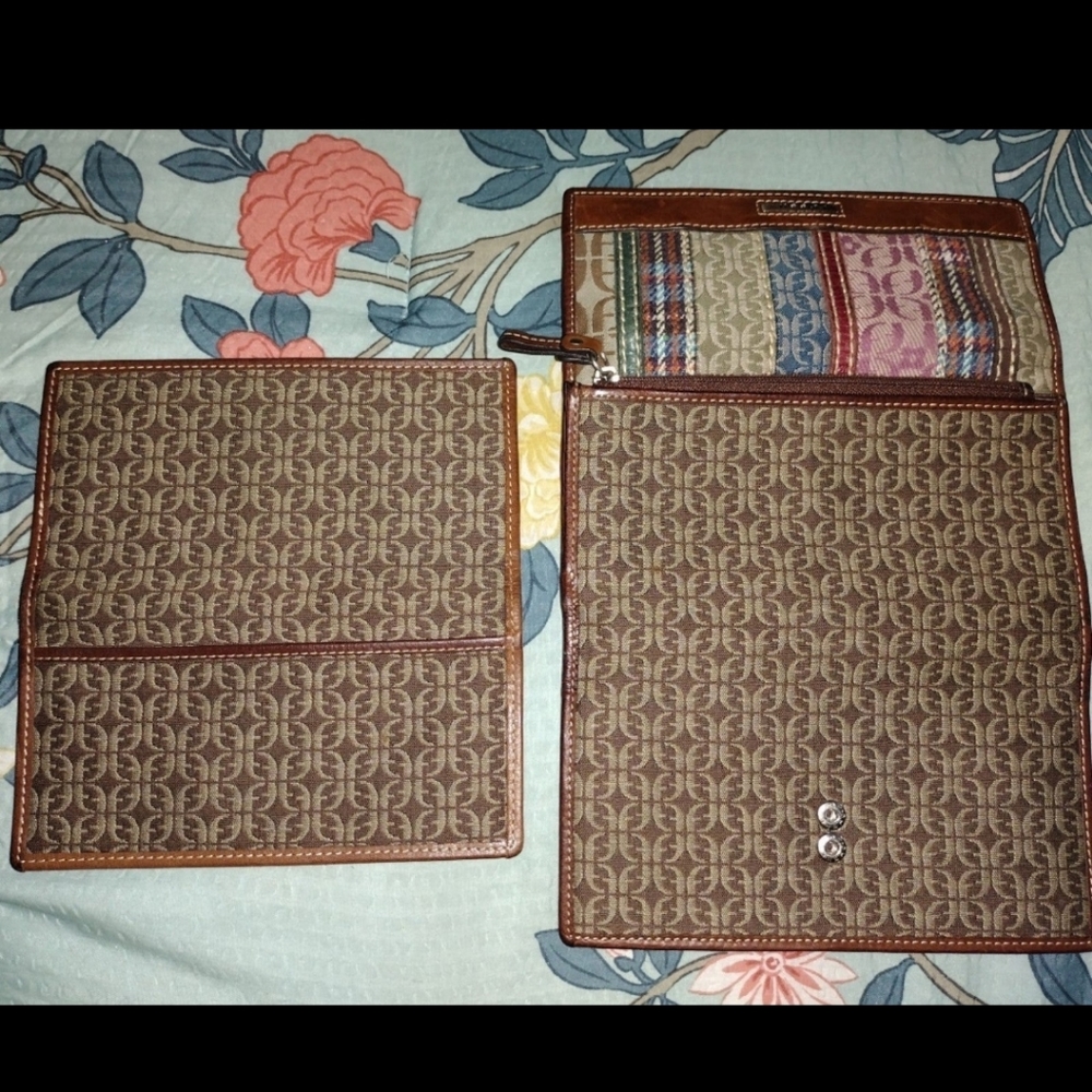 Wallet - Picture 5 of 12